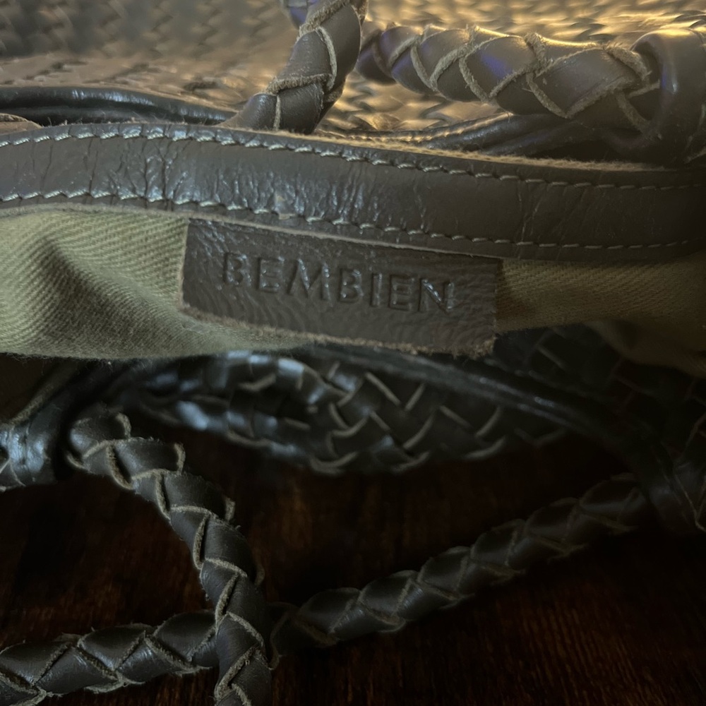 Bembien deep green woven cross body bag. Barely used. 2 different strap choices - Picture 5 of 9